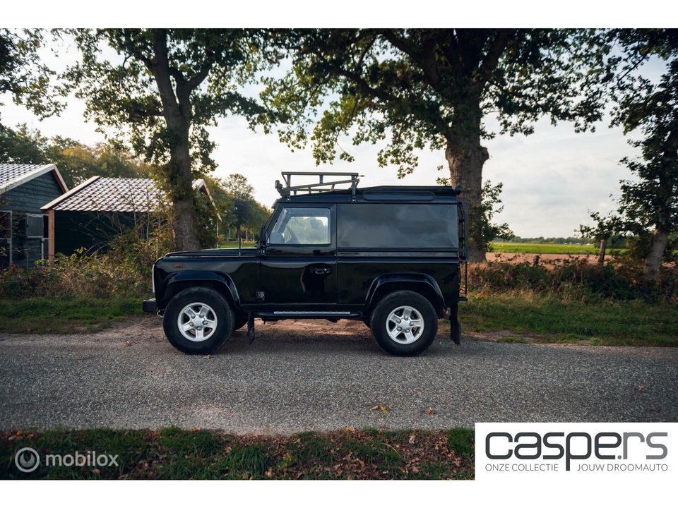 Land Rover Defender Td5 90" Hard Top | Snorkel | Grijs kent.