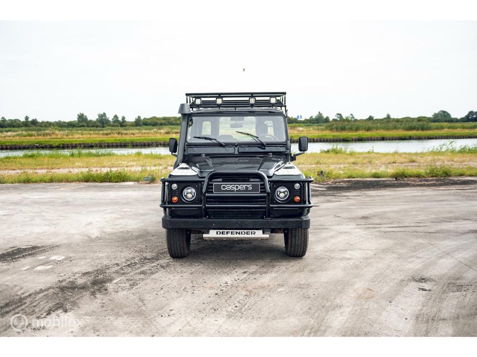 Land Rover Defender Td5 90" Hard Top | Snorkel | Grijs kent.