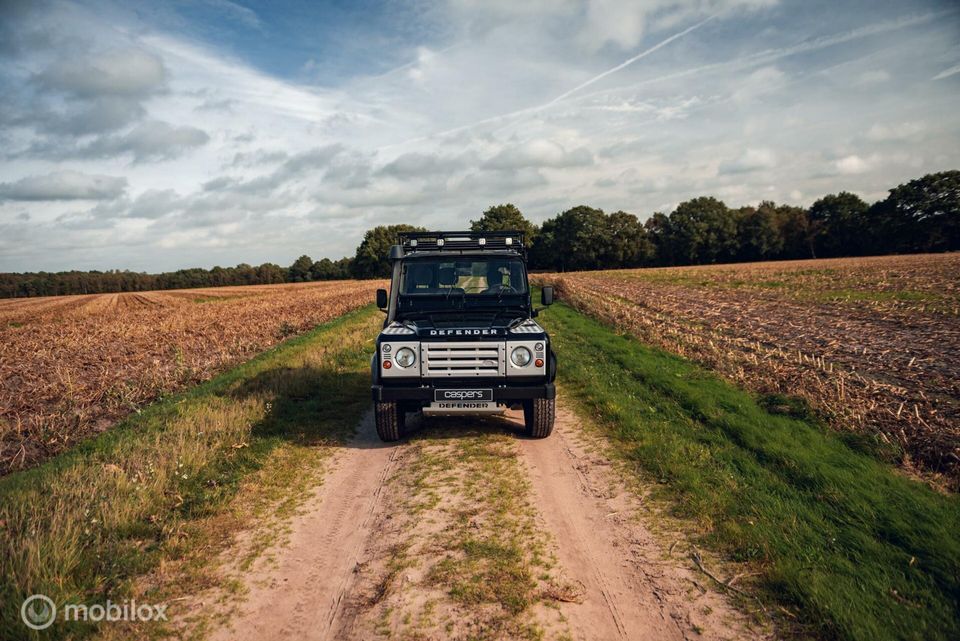 Land Rover Defender Td5 90" Hard Top | Snorkel | Grijs kent.