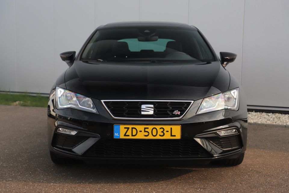 SEAT Leon 1.5 TSI FR Business Intense 131PK Panoramadak Virtual Cockpit Sfeerverlichting Leder Navigatie 18 inch Carplay Android Cruise Stoelverwarming Keyless