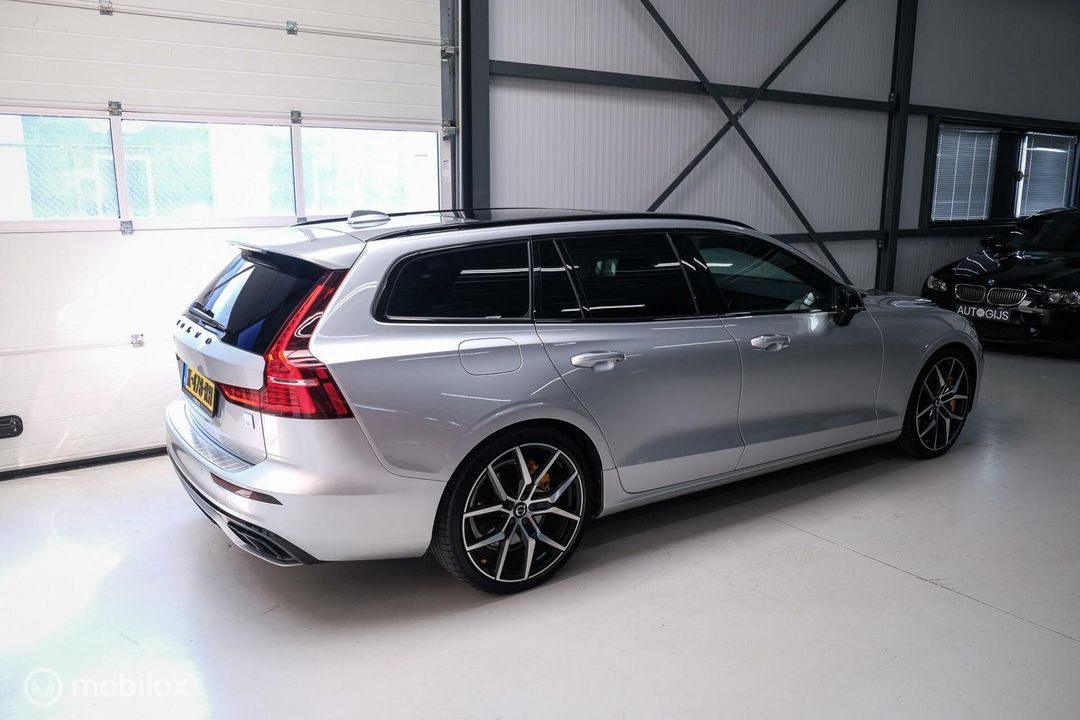 Volvo V60 2.0 T8 AWD Polestar Engineered 455 pk | Ohlings | Trekhaak | HUD | Harman Kardon |