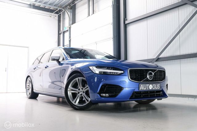 Volvo V90 2.0 D3 R-Design | Bursting Blue | B&W audio | Trekhaak | Leder | HUD | Panorama |