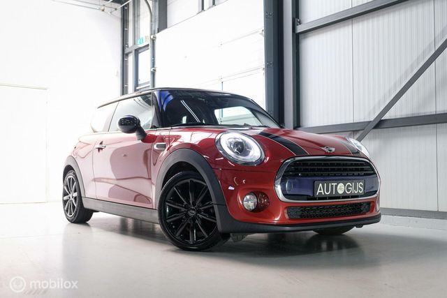 MINI Mini 1.5 Cooper Chili Serious Business | Harman Kardon | Sportinterieur | LED | Metallic rood | NAP |