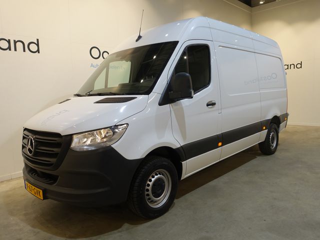 Mercedes-Benz Sprinter 317 CDI L2H2 RWD / Euro 6 / Servicebus  / Bott inrichting / 220V / Mbux / Airco / Cruise / Camera / Trekhaak