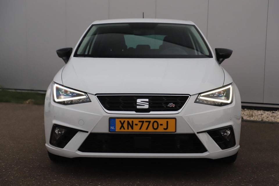 SEAT Ibiza 1.5 TSI EVO FR Business Intense 150PK ! Full LED 17 inch LMV Sfeerverlichting Navigatie Achteruitrijcamera Carplay Android Clima Cruise PDC Getint Glas