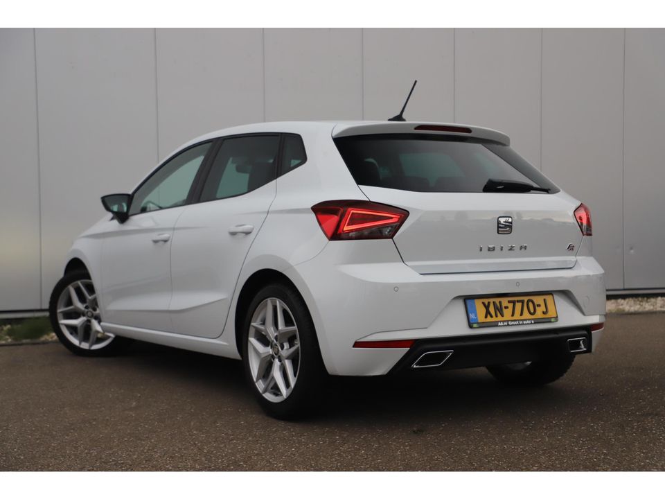 SEAT Ibiza 1.5 TSI EVO FR Business Intense 150PK ! Full LED 17 inch LMV Sfeerverlichting Navigatie Achteruitrijcamera Carplay Android Clima Cruise PDC Getint Glas