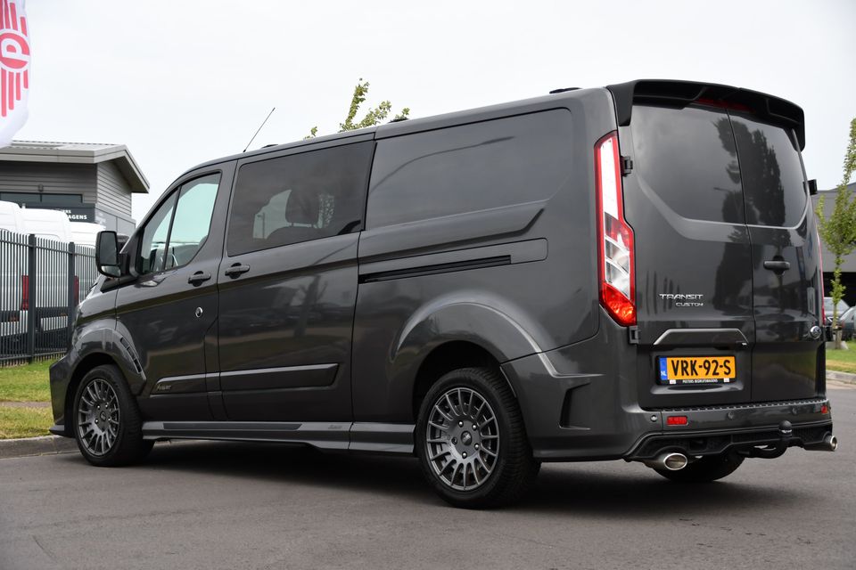 Ford Transit Custom 320 2.0 TDCI DC L2H1 MS-RT Adaptieve Cruise, Camera, 185PK, Carplay, Multimedia, Trekhaak, Automaat, 2 x Schuifdeur, UNIEK!