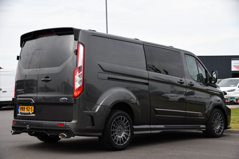 Ford Transit Custom 320 2.0 TDCI DC L2H1 MS-RT Adaptieve Cruise, Camera, 185PK, Carplay, Multimedia, Trekhaak, Automaat, 2 x Schuifdeur, UNIEK!