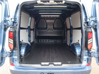 Ford Transit Custom 300 2.0 TDCI 136 pk L2 Lang - Limited - 2,5t kg Trekhaak