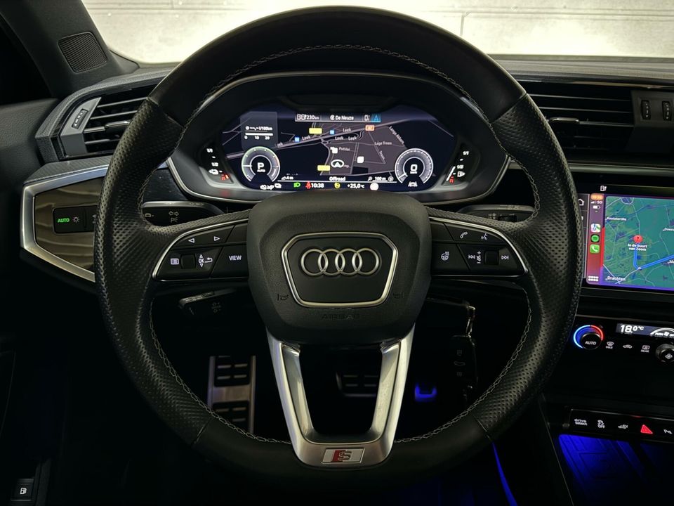 Audi Q3 45 TFSI e S-Line BlackEdition Pano Sfeerver Virtual