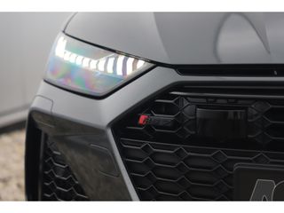 Audi RS7 4.0 TFSI RS 7 Sportback Quattro 600PK Fabrieksgarantie 22 inch Keramisch B&O High End Alcantara Hemel Dynamic Plus Pack 4-wiel Sturing Softclose Stoelverkoeling Panoramadak Laser LED HUD 360 Camera Full Options! Nieuwstaat!