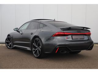 Audi RS7 4.0 TFSI RS 7 Sportback Quattro 600PK Fabrieksgarantie 22 inch Keramisch B&O High End Alcantara Hemel Dynamic Plus Pack 4-wiel Sturing Softclose Stoelverkoeling Panoramadak Laser LED HUD 360 Camera Full Options! Nieuwstaat!