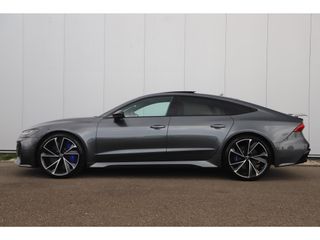 Audi RS7 4.0 TFSI RS 7 Sportback Quattro 600PK Fabrieksgarantie 22 inch Keramisch B&O High End Alcantara Hemel Dynamic Plus Pack 4-wiel Sturing Softclose Stoelverkoeling Panoramadak Laser LED HUD 360 Camera Full Options! Nieuwstaat!