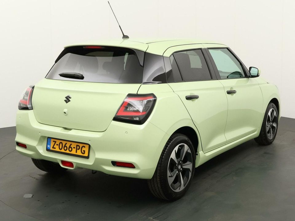 Suzuki Swift 1.2 Style Smart Hybrid