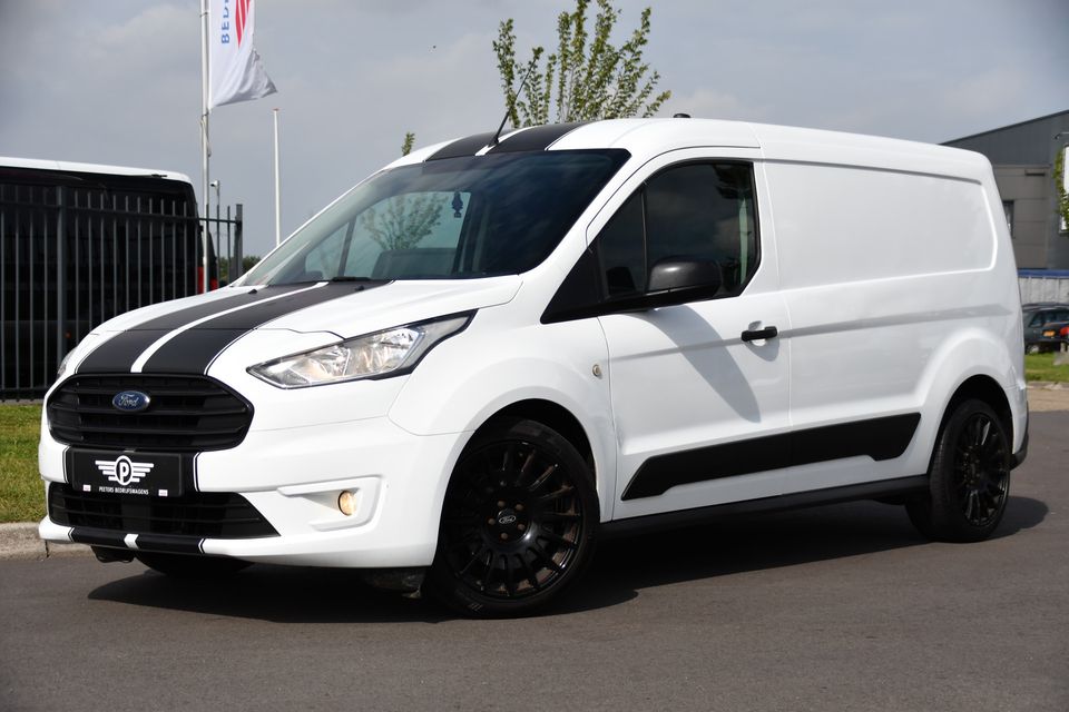 Ford Transit Connect 1.5 EcoBlue L2 Black & White Edition Camera, Carplay, 120PK, Multimedia, Airco, Trekhaak, VERKOCHT...Gefeliciteerd PUNT.!