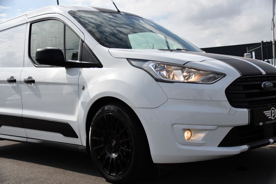 Ford Transit Connect 1.5 EcoBlue L2 Black & White Edition Camera, Carplay, 120PK, Multimedia, Airco, Trekhaak, VERKOCHT...Gefeliciteerd PUNT.!