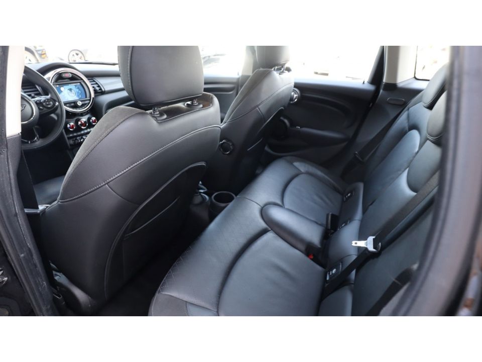 MINI Mini 1.5 Cooper Bns Ed. | Leder | Media | Sport stoelen | Navi