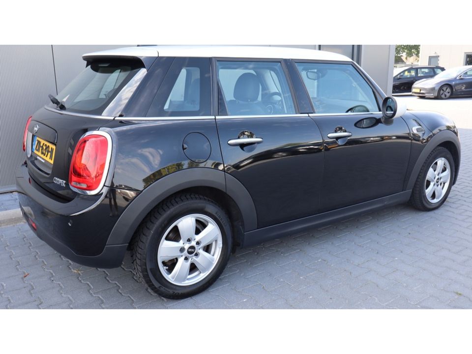 MINI Mini 1.5 Cooper Bns Ed. | Leder | Media | Sport stoelen | Navi