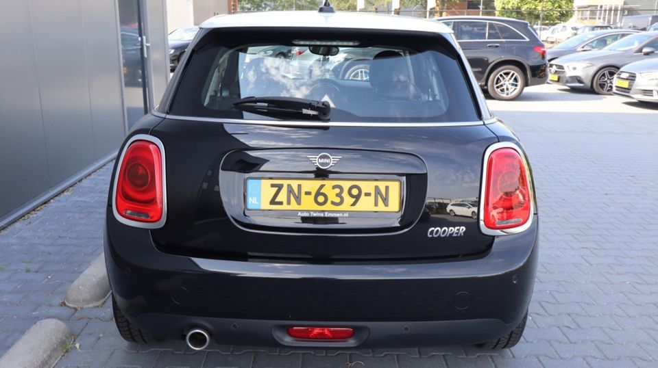 MINI Mini 1.5 Cooper Bns Ed. | Leder | Media | Sport stoelen | Navi VERKOCHT