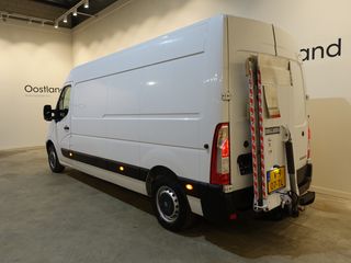 Renault Master T35 2.3 dCi 146 pk L3H2 Euro6 / Laadklep / Airco / Cruise Control / Navigatie / 31.177 KM !!