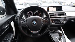 BMW 1-serie 116d Corp. L. Exec. | Led | Media | Sport | Leder | Digi cockpit VERKOCHT