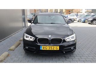 BMW 1-serie 116d Corp. L. Exec. | Led | Media | Sport | Leder | Digi cockpit