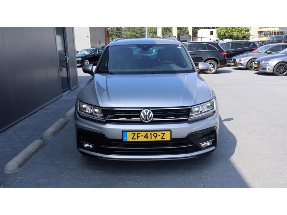 Volkswagen Tiguan 1.5 TSI CL Bns | R-line | Media | PDC | Apple carplay