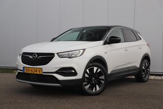 Opel Grandland X 1.2 Turbo Business Executive 131PK Automaat Keyless Comfortstoelen 18 inch LMV Navigatie Carplay Android Clima Cruise PDC Lane Assist