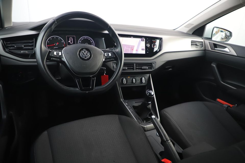 Volkswagen Polo 1.0 TSI Comfortline 95PK NAP 15 inch LMV Navigatie Carplay Android Adaptive Cruise Airco LED