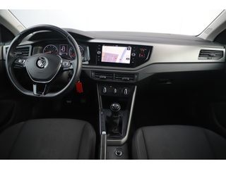 Volkswagen Polo 1.0 TSI Comfortline 95PK NAP 15 inch LMV Navigatie Carplay Android Adaptive Cruise Airco LED