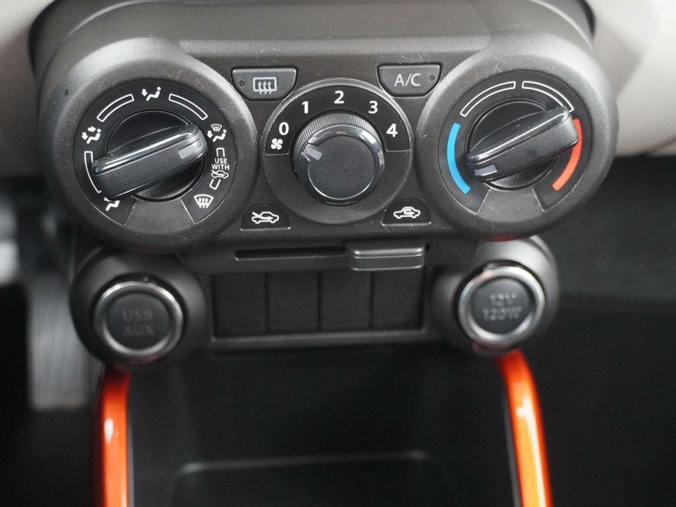 Suzuki Ignis 1.2 Select Intro