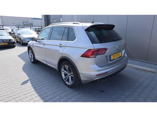 Volkswagen Tiguan 1.5 TSI CL Bns | R-line | Media | PDC | Apple carplay