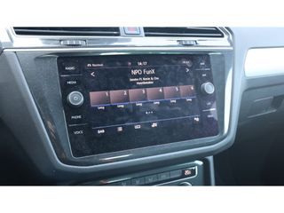 Volkswagen Tiguan 1.5 TSI CL Bns | R-line | Media | PDC | Apple carplay