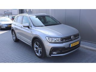 Volkswagen Tiguan 1.5 TSI CL Bns | R-line | Media | PDC | Apple carplay