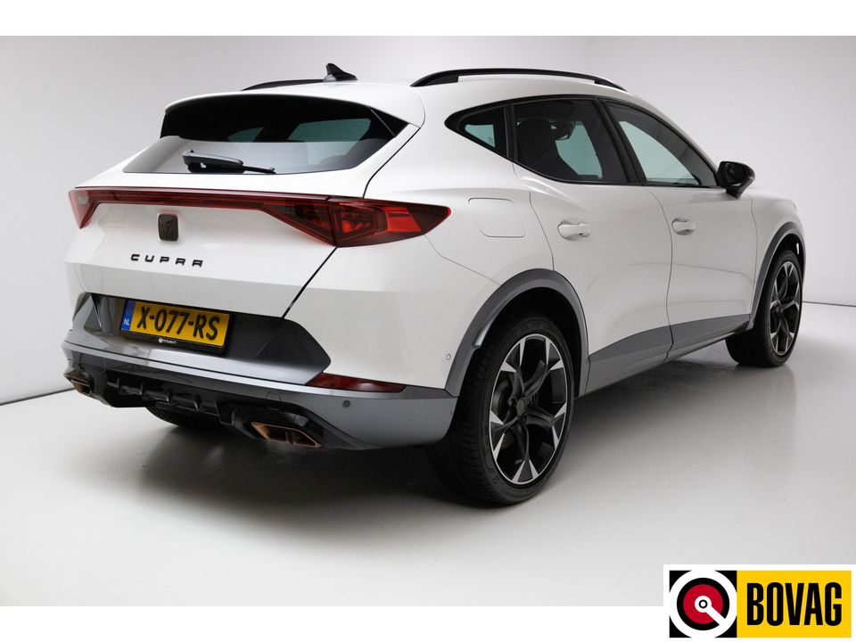 CUPRA Formentor 1.4 245 PK DSG  e-Hybrid VZ Performance Travel assist, Stoel- & stuurverwarming, Navigatie, Camera