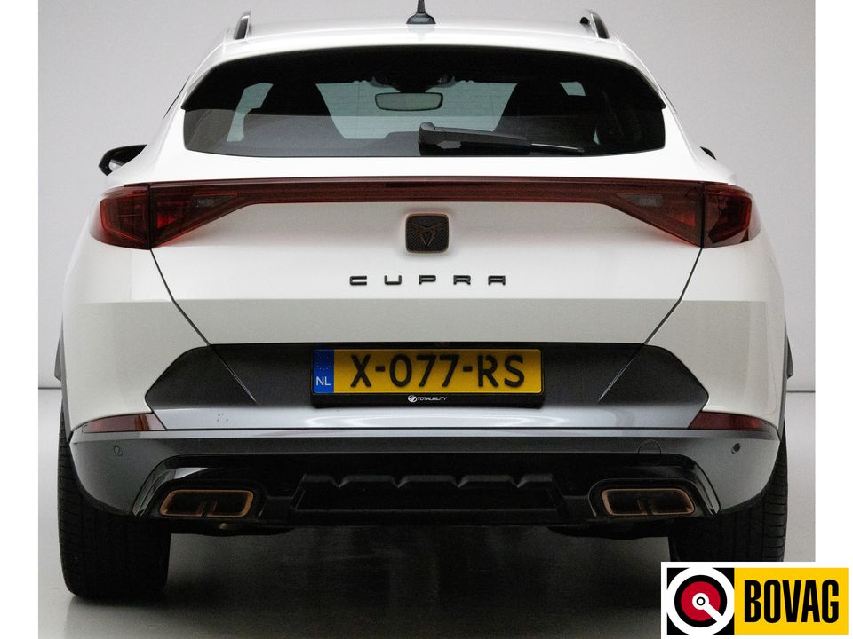 CUPRA Formentor 1.4 245 PK DSG  e-Hybrid VZ Performance Travel assist, Stoel- & stuurverwarming, Navigatie, Camera