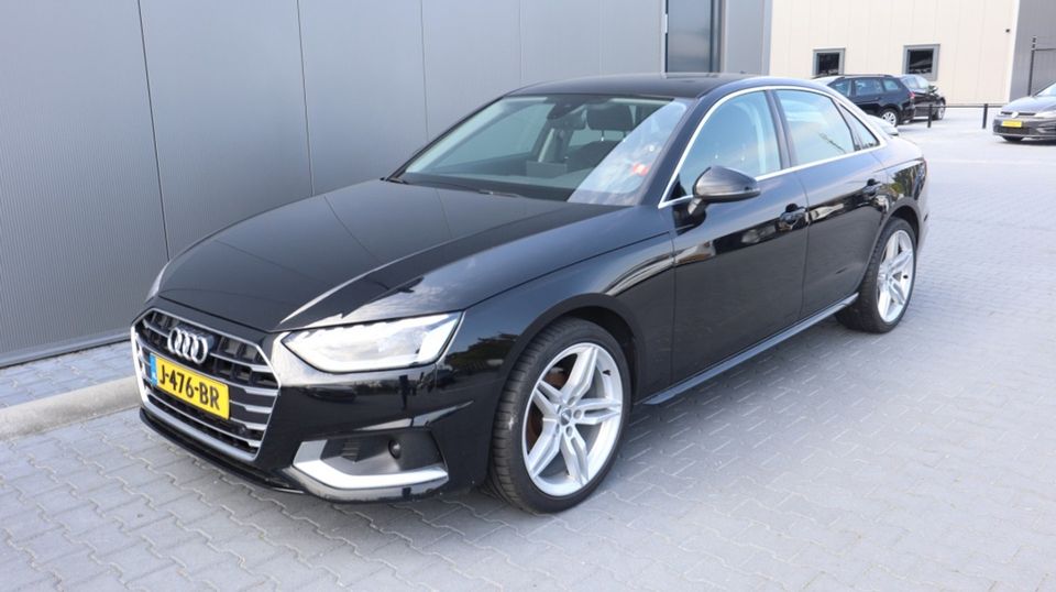 Audi A4 Limousine 35 TFSI L. ed. | Sport | 2.0 15PK | Digi cockpit | Media Nwe typ