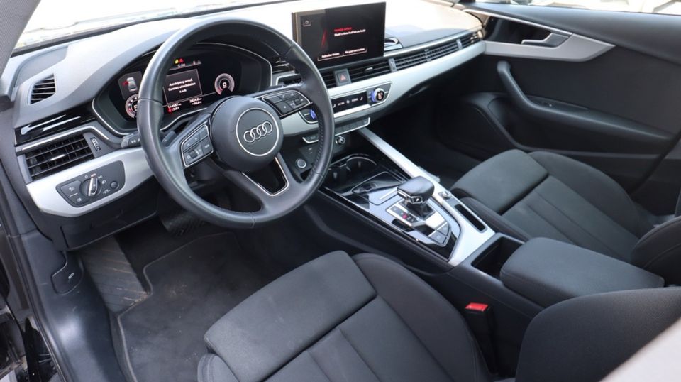 Audi A4 Limousine 35 TFSI L. ed. | Sport | 2.0 15PK | Digi cockpit | Media Nwe typ