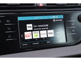 Citroën C4 Picasso 1.2 PureTech Business 131PK Trekhaak Navigatie Camera Clima Cruise PDC Carplay Android 16 inch LMV Keyless Entry