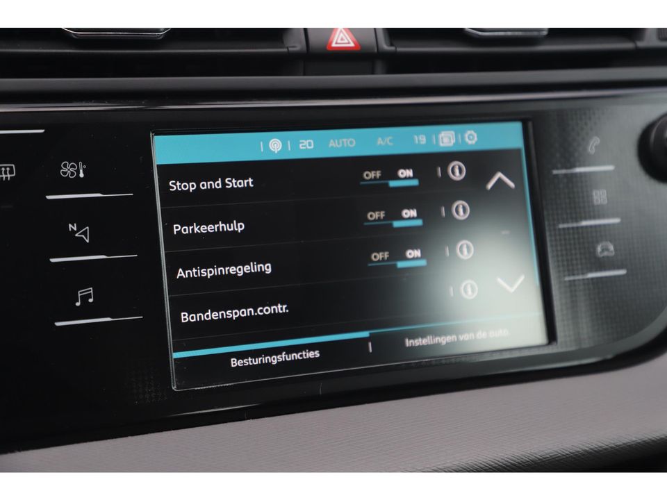 Citroën C4 Picasso 1.2 PureTech Business 131PK Trekhaak Navigatie Camera Clima Cruise PDC Carplay Android 16 inch LMV Keyless Entry