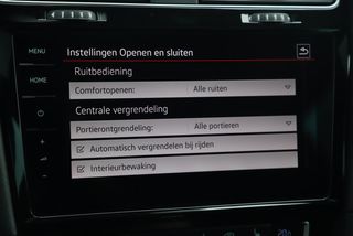 Volkswagen Golf 2.0 TSI GTI Performance 245PK Panoramadak Virtual Alcantara 18 inch Pretoria Dynaudio DCC ACC Keyless Standkachel Navigatie Stoelverwarming Camera Carplay Android Super onderhouden!