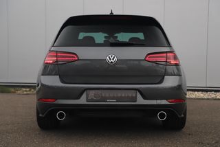 Volkswagen Golf 2.0 TSI GTI Performance 245PK Panoramadak Virtual Alcantara 18 inch Pretoria Dynaudio DCC ACC Keyless Standkachel Navigatie Stoelverwarming Camera Carplay Android Super onderhouden!