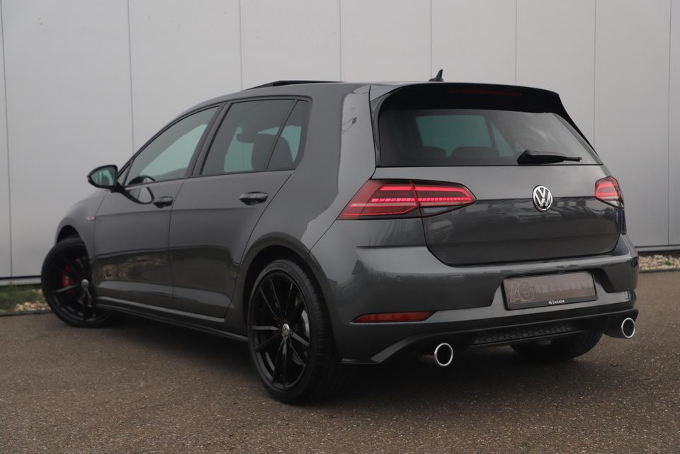 Volkswagen Golf 2.0 TSI GTI Performance 245PK Panoramadak Virtual Alcantara 18 inch Pretoria Dynaudio DCC ACC Keyless Standkachel Navigatie Stoelverwarming Camera Carplay Android Super onderhouden!