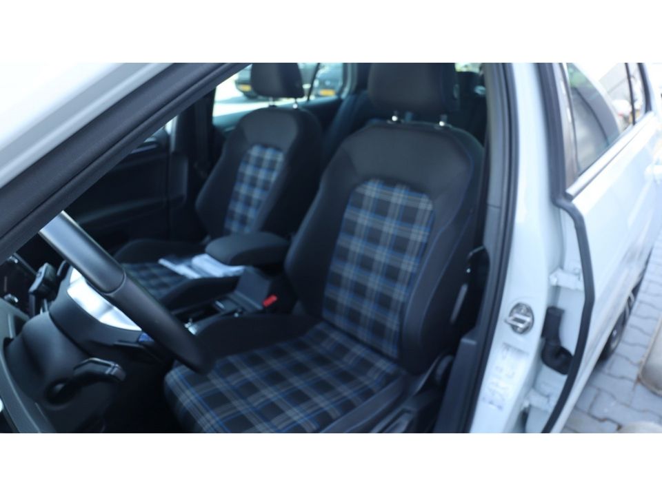 Volkswagen Golf 1.4 TSI PHEV GTE | Camera | Led Kopl | Adaptieve | Keyless