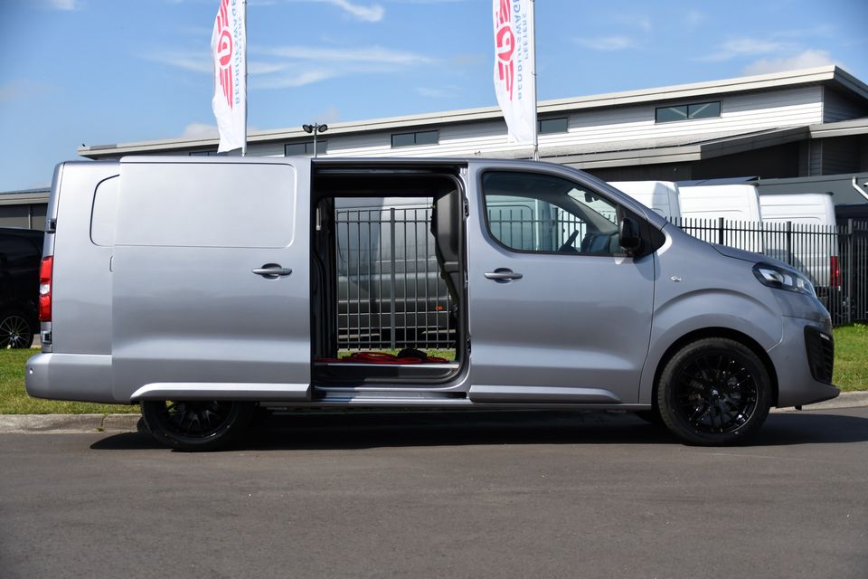 Fiat E-Scudo L3H1 75 kWh PB Edition