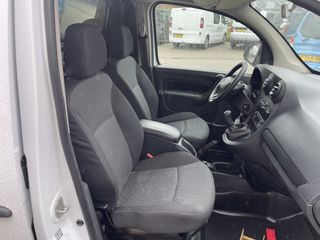 Mercedes-Benz Citan 108 CDI BlueEFFICIENCY / rijklaar € 7.950 ex btw / lease vanaf € 218 / airco / armsteun / schuifdeur / achterdeuren met ramen / euro 6 diesel !