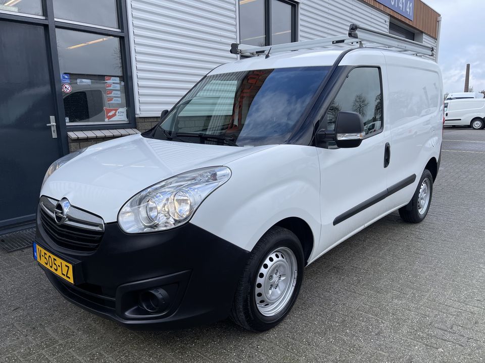 Opel Combo 1.3 CDTi L1H1 Edition / vaste prijs rijklaar € 9950 ex btw / lease vanaf € 182 / airco / imperial / schuifdeur / lat om lat betimmering / euro 6 diesel !