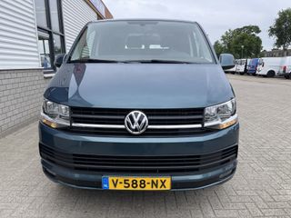 Volkswagen Transporter 2.0 TDI 150pk DSG automaat L2H1 Highline / vaste prijs rijklaar € 22.950 ex btw / lease vanaf € 410 / airco / cruise / navi / camera / trekhaak 2500 kg / pdc voor en achter !