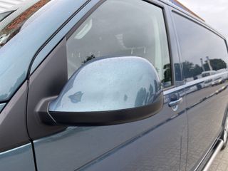 Volkswagen Transporter 2.0 TDI 150pk DSG automaat L2H1 Highline / vaste prijs rijklaar € 22.950 ex btw / lease vanaf € 410 / airco / cruise / navi / camera / trekhaak 2500 kg / pdc voor en achter !