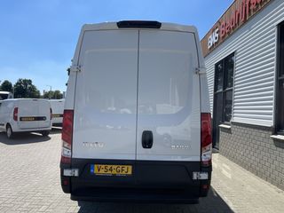 Iveco Daily 35S16V 2.3 160pk L2H2 / vaste prijs rijklaar € 27.950 ex btw / lease vanaf € 500 / airco / 270 graden achterdeuren / mag 3500 kg trekken / achteruit rijcamera